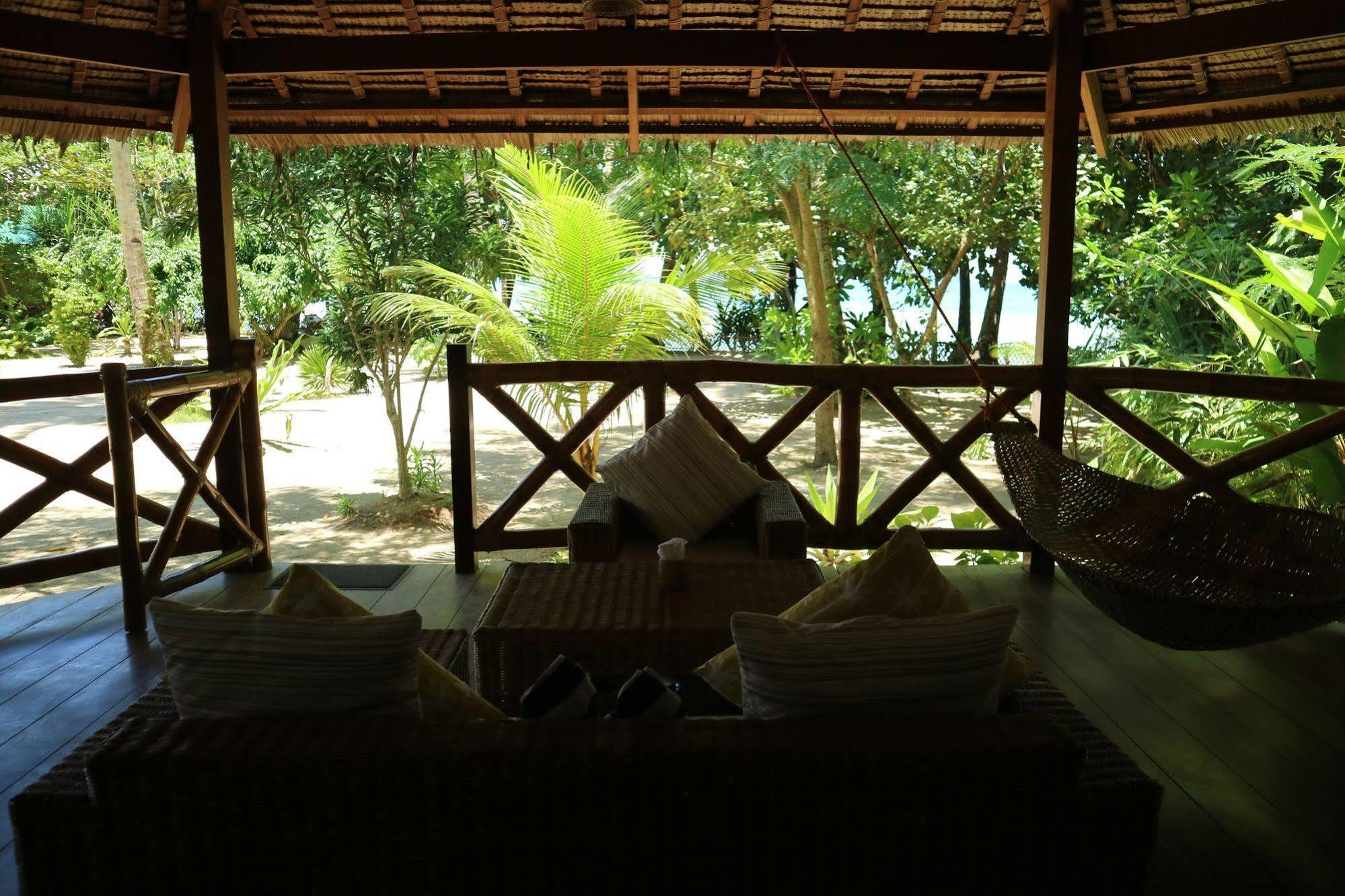 El Nido Mahogany Beach Eksteriør billede